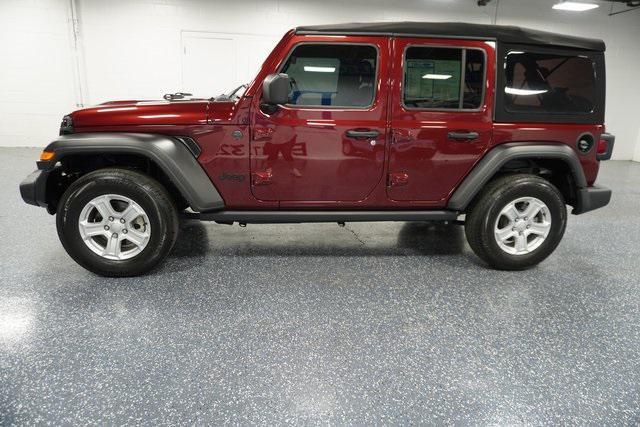 used 2022 Jeep Wrangler Unlimited car, priced at $32,437