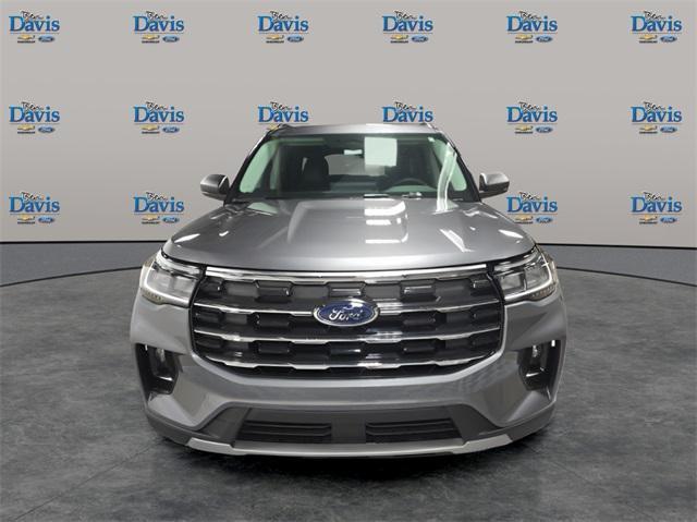 new 2025 Ford Explorer car, priced at $46,800