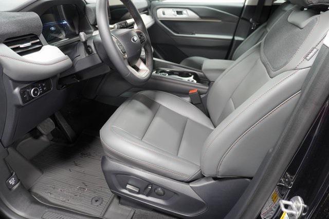 new 2025 Ford Explorer car, priced at $45,638