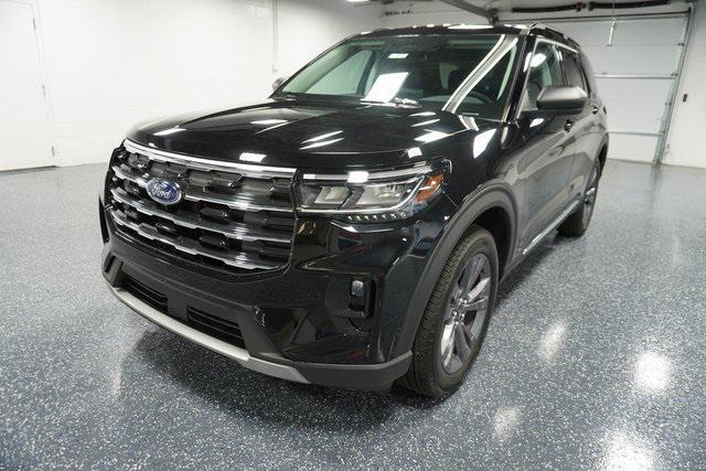 new 2025 Ford Explorer car, priced at $45,638