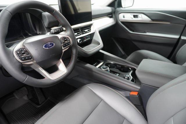 new 2025 Ford Explorer car, priced at $45,638