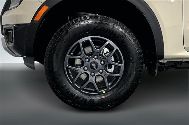 new 2025 Ford Ranger car, priced at $40,400