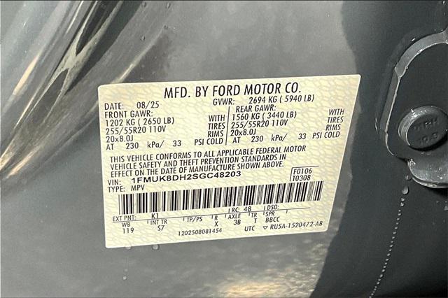 new 2025 Ford Explorer car, priced at $45,998