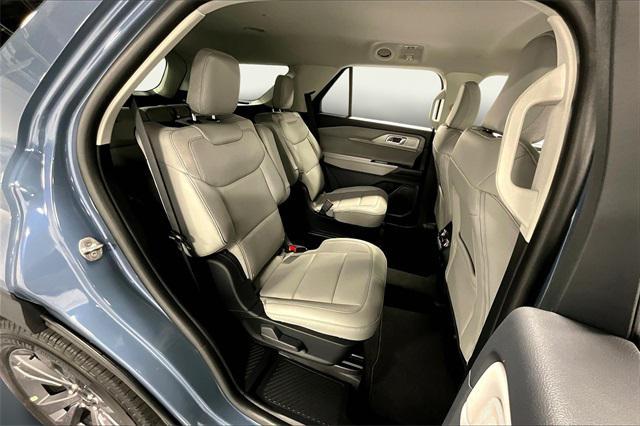 new 2025 Ford Explorer car, priced at $45,998