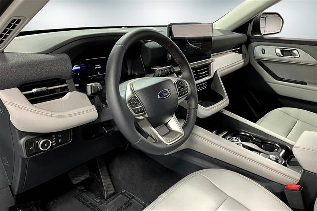 new 2025 Ford Explorer car, priced at $45,998