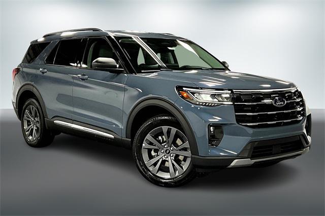 new 2025 Ford Explorer car, priced at $45,998
