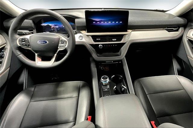 new 2025 Ford Explorer car, priced at $46,300