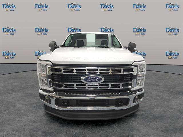 new 2025 Ford F-350 car, priced at $57,995