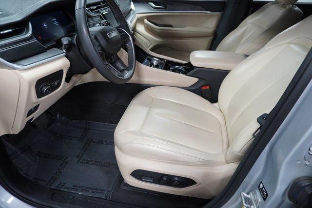 used 2023 Jeep Grand Cherokee car, priced at $28,377