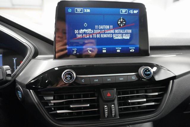 new 2025 Ford Escape car, priced at $29,800