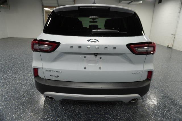 new 2025 Ford Escape car, priced at $29,800