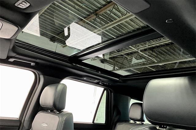new 2025 Ford Expedition car, priced at $85,996
