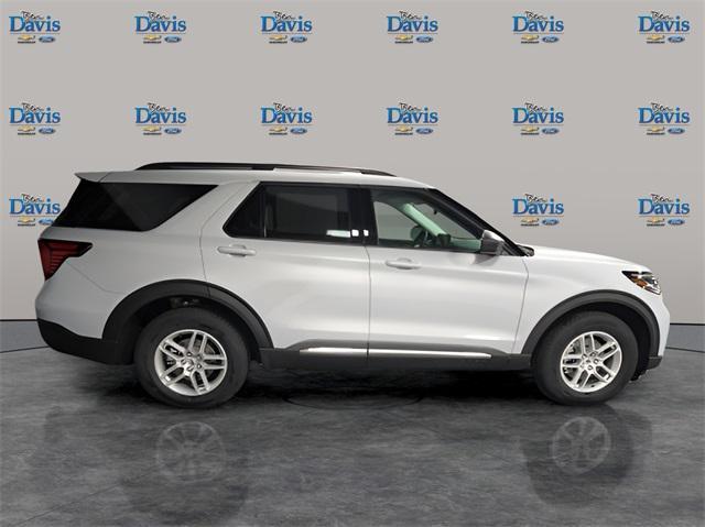 new 2025 Ford Explorer car, priced at $40,600