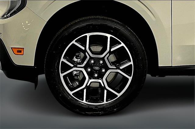 new 2025 Ford Maverick car, priced at $39,200