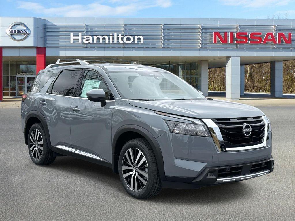 new 2025 Nissan Pathfinder car, priced at $51,332