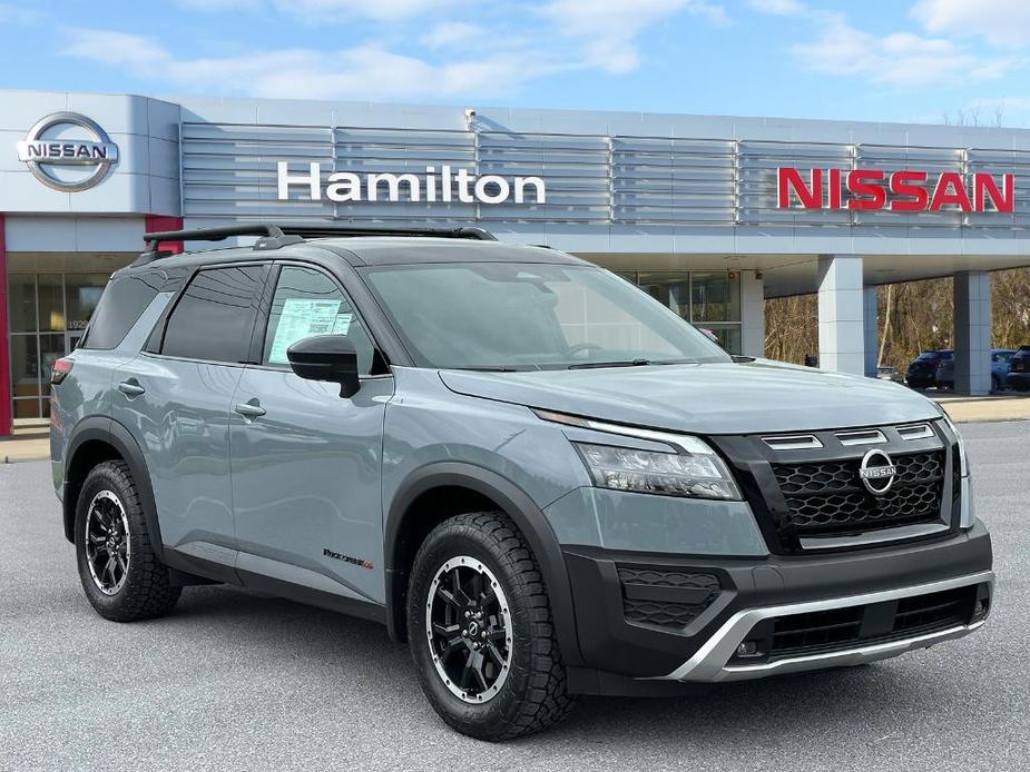 new 2024 Nissan Pathfinder car, priced at $42,400