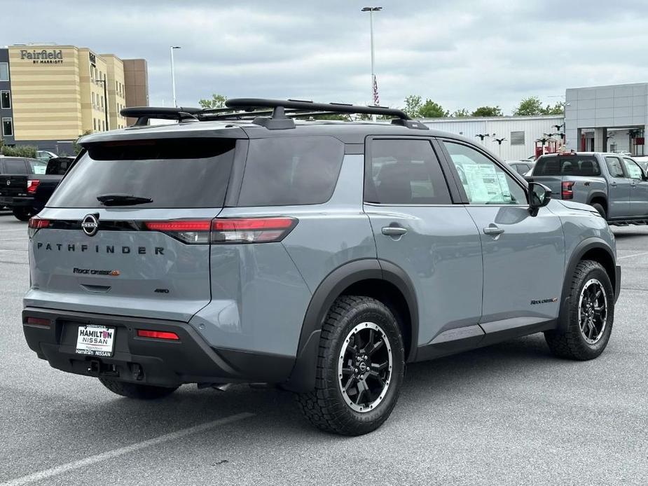 new 2024 Nissan Pathfinder car, priced at $42,400