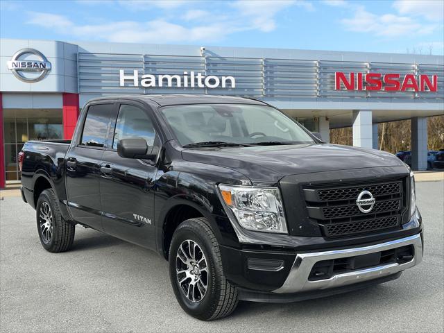 used 2022 Nissan Titan car, priced at $28,900