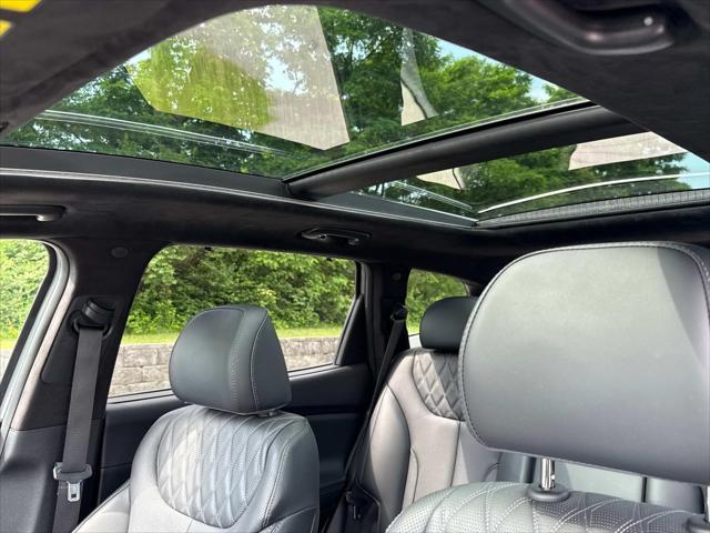 used 2022 Hyundai Santa Fe car, priced at $30,997