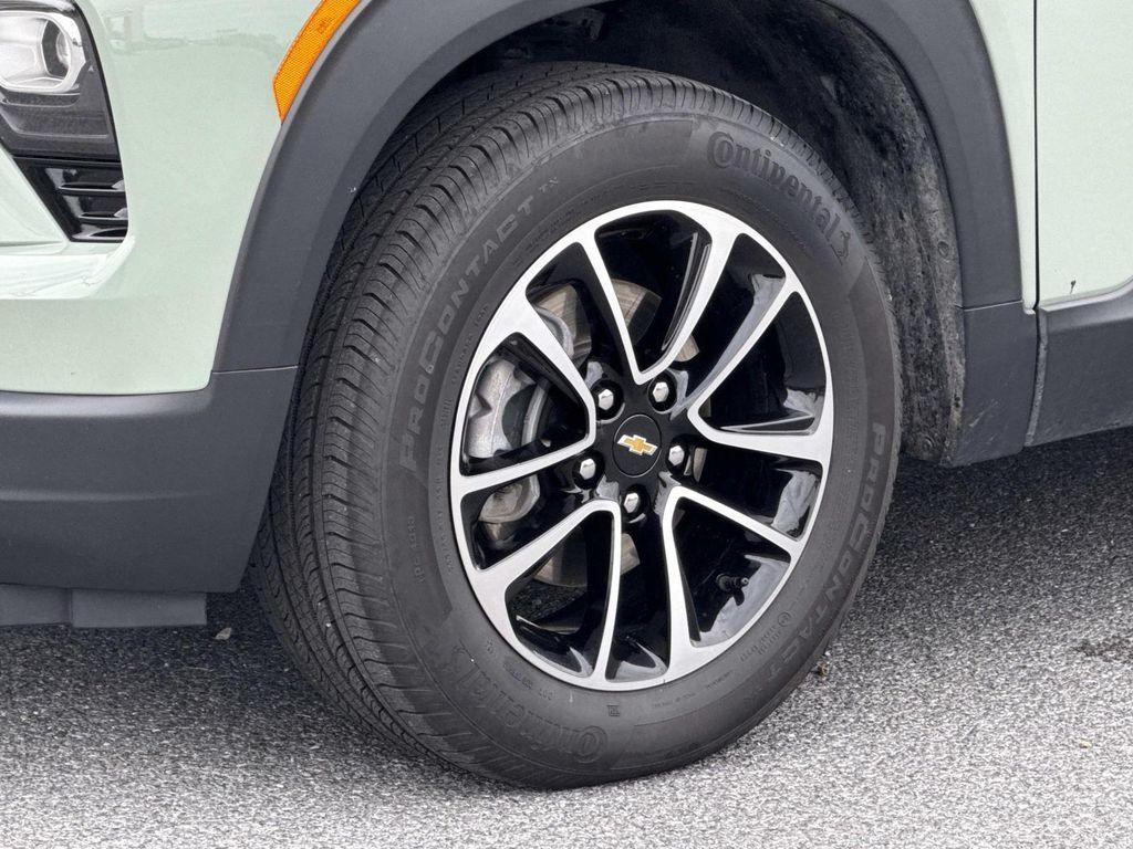 used 2025 Chevrolet TrailBlazer car, priced at $24,243