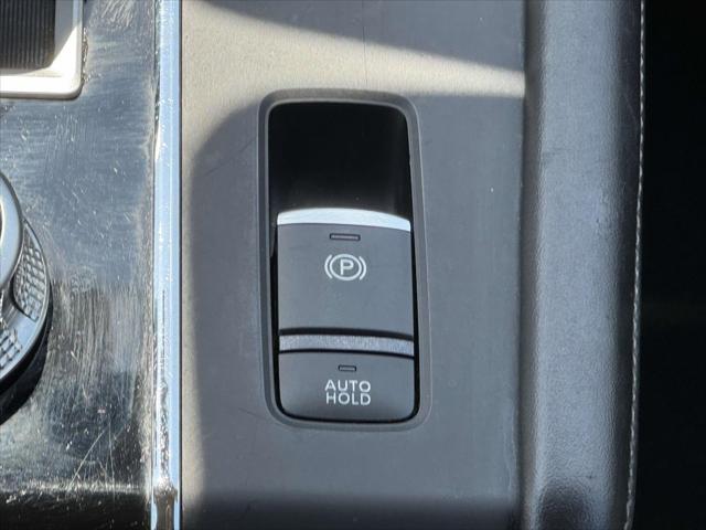 used 2024 Mitsubishi Outlander car, priced at $27,990