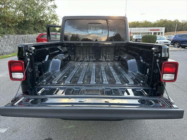 used 2022 Jeep Gladiator car, priced at $29,900