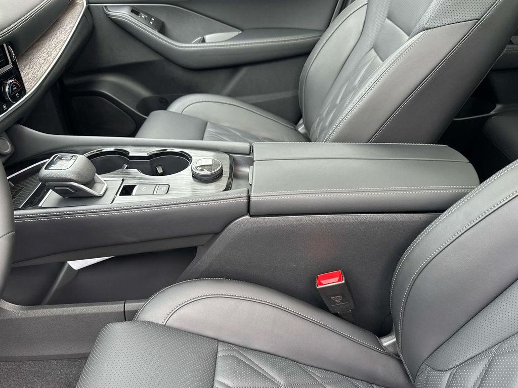 new 2025 Nissan Rogue car, priced at $43,327