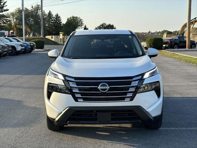 new 2025 Nissan Rogue car, priced at $33,625