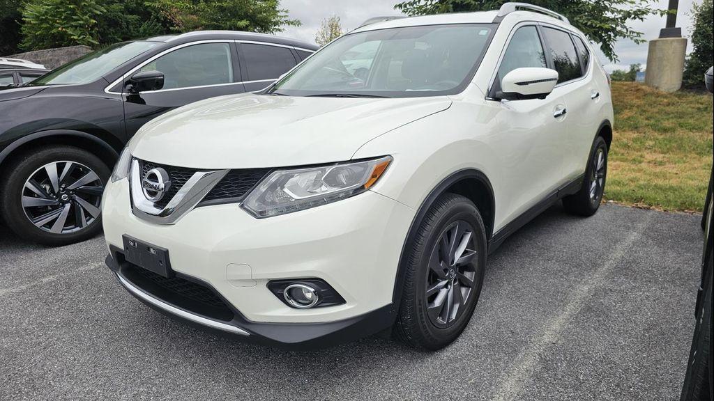 used 2016 Nissan Rogue car, priced at $17,999
