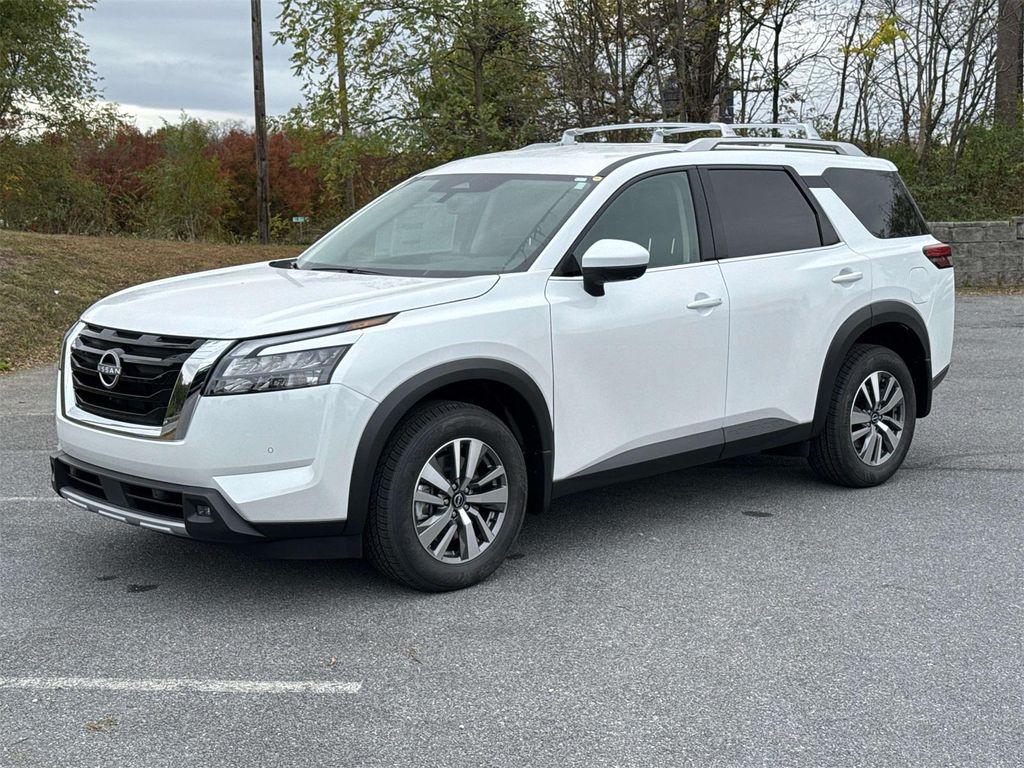 new 2025 Nissan Pathfinder car, priced at $44,841