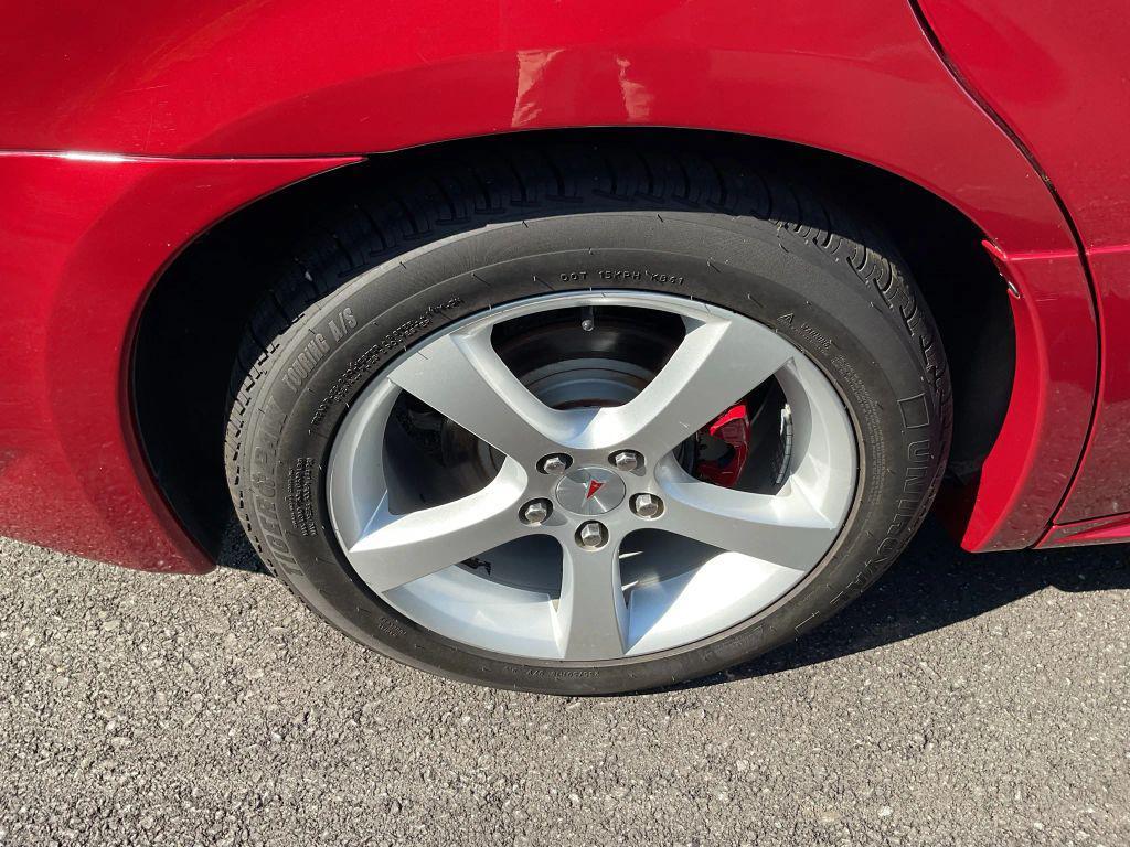 used 2005 Pontiac Bonneville car, priced at $8,699