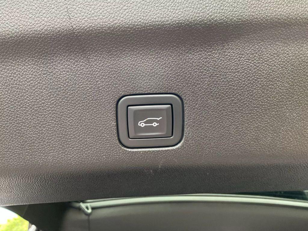 used 2023 Chevrolet Suburban car, priced at $55,999