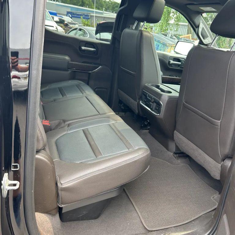 used 2020 GMC Sierra 1500 car, priced at $31,899