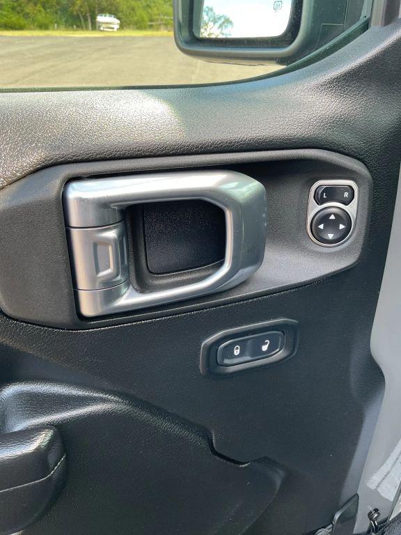 used 2021 Jeep Gladiator car, priced at $21,999