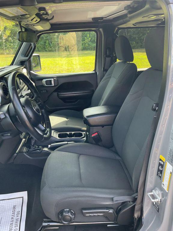 used 2021 Jeep Gladiator car, priced at $21,999