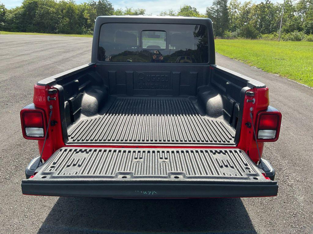 used 2023 Jeep Gladiator car, priced at $26,999