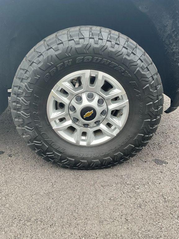 used 2022 Chevrolet Silverado 2500 car, priced at $35,999