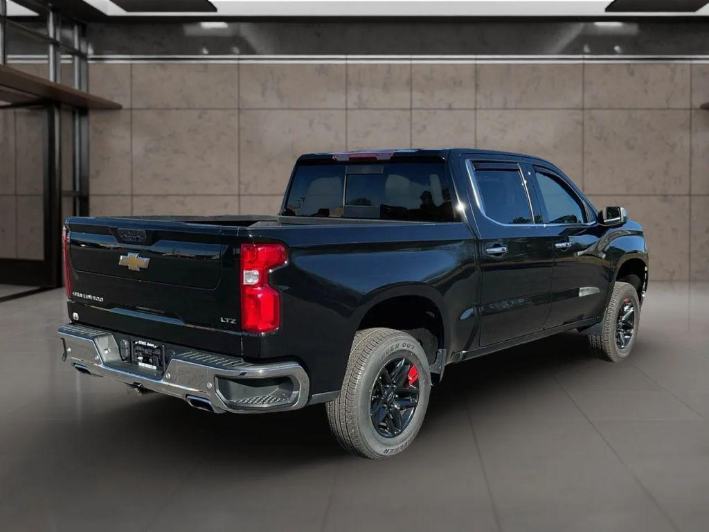 used 2022 Chevrolet Silverado 1500 car, priced at $34,999
