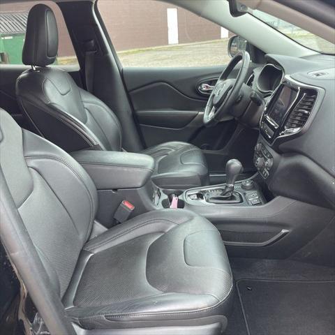 used 2019 Jeep Cherokee car, priced at $10,999