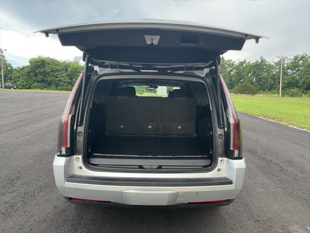 used 2019 Cadillac Escalade ESV car, priced at $29,999