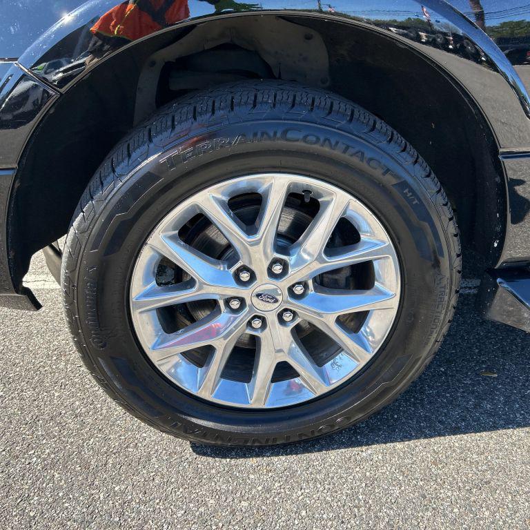 used 2017 Ford Expedition EL car, priced at $18,999