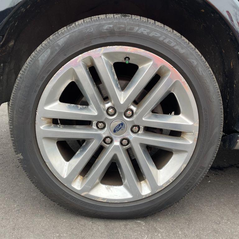 used 2017 Ford Expedition car, priced at $12,899