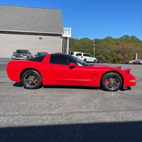 used 2001 Chevrolet Corvette car, priced at $13,999