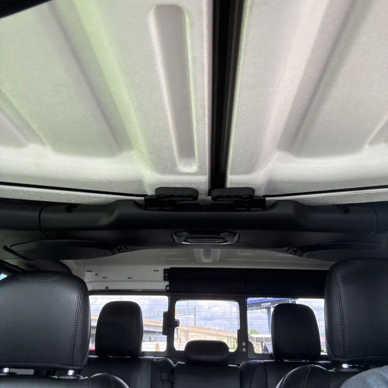 used 2022 Jeep Gladiator car, priced at $30,999