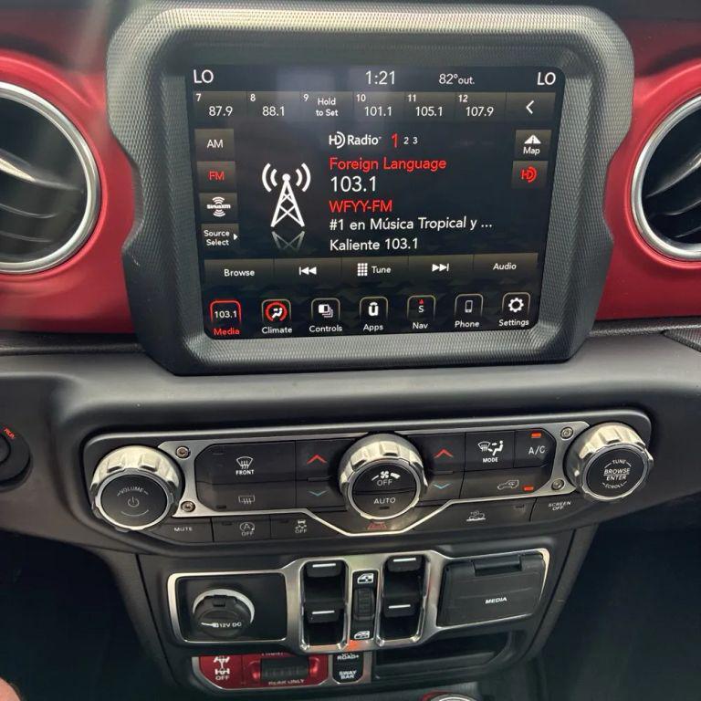 used 2022 Jeep Gladiator car, priced at $30,999