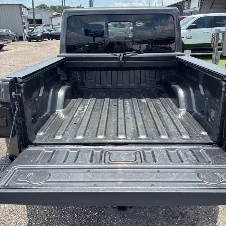 used 2022 Jeep Gladiator car, priced at $30,999