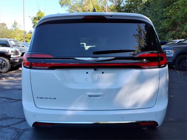 new 2026 Chrysler Pacifica car, priced at $43,959