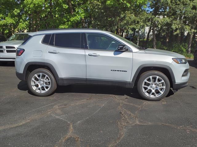 new 2024 Jeep Compass car, priced at $31,585