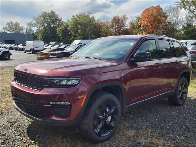 new 2024 Jeep Grand Cherokee car, priced at $43,537