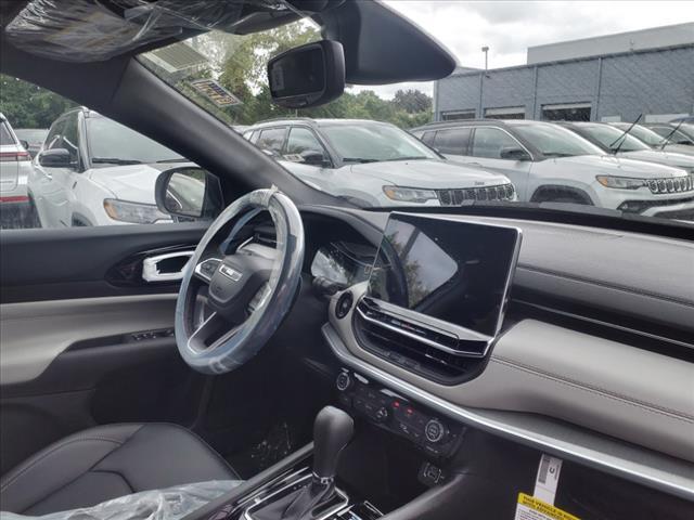 new 2025 Jeep Compass car, priced at $35,238